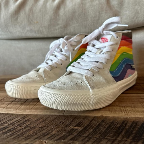 Vans Sk8-Hi High Top Rainbow Pride Skater Sneakers, Size 7W / 5.5M - Picture 5 of 5